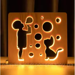 Світильник нічник з дерева LED "Хлопчик і бульбашки" з пультом і регулюванням світла, колір теплий білий